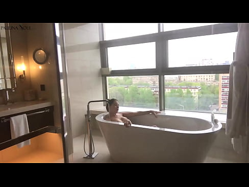 ❤️ Огромна мадама Страстно дрънкане на путката си в банята ️❌ Качествено порно в bg.ru-pp.ru